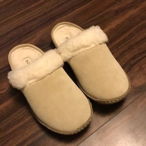 Sherpa Slippers